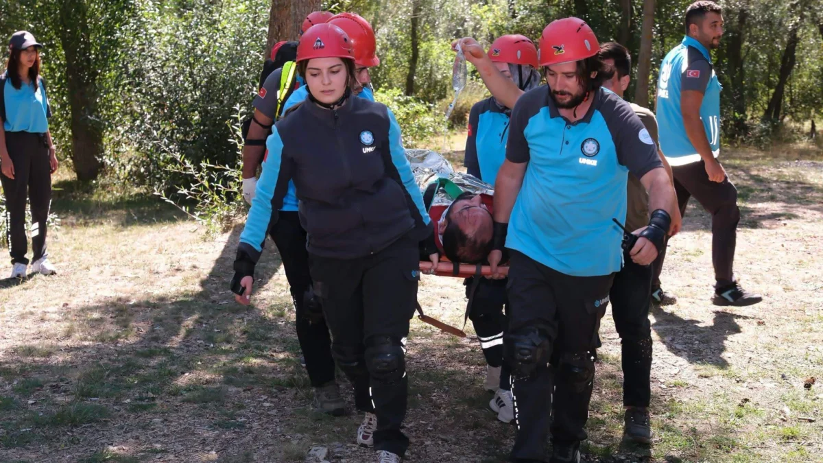 Kırıkkale UMKE Ekipleri Bölgesel Tatbikatta Nefes Kesti