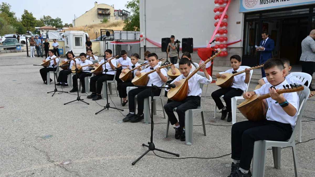 Kırıkkale’de 2026-2027 Eğitim Öğretim Yılı Başladı: Minik Yüreklerin Heyecanına Ortak Olundu