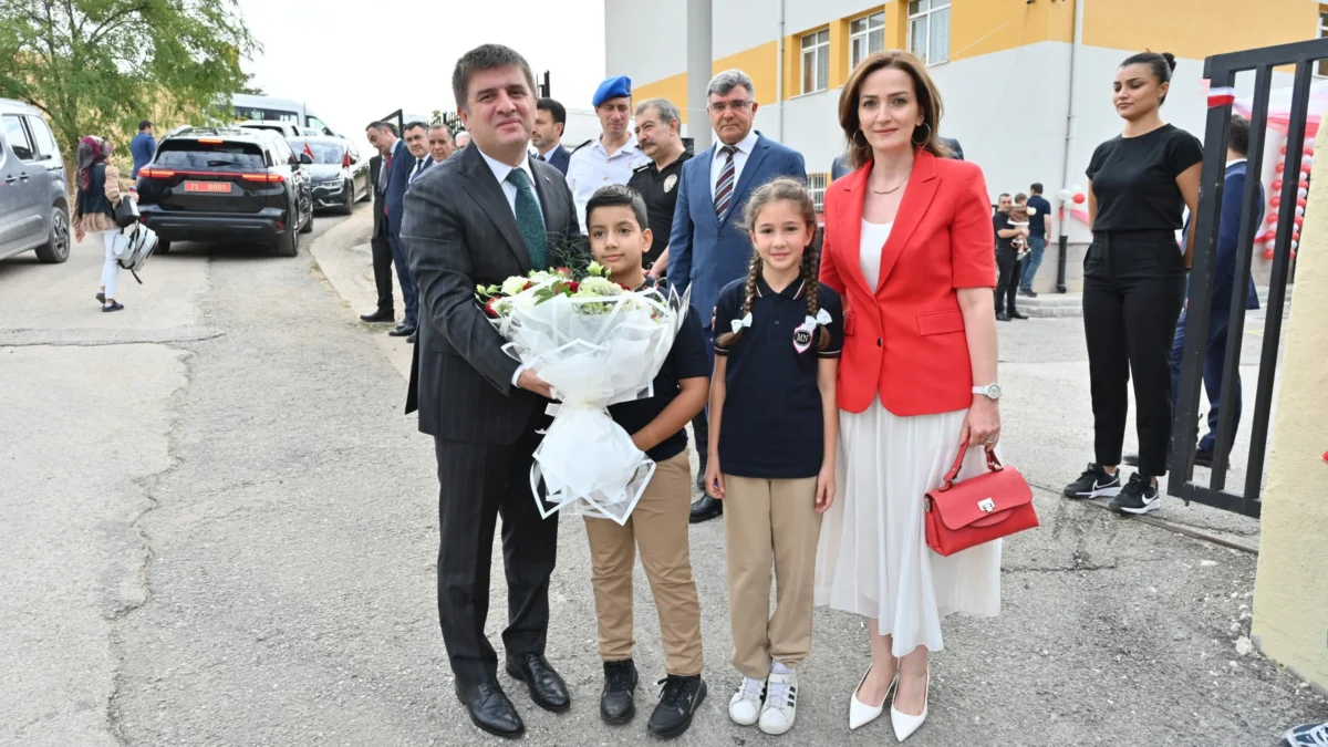 Kırıkkale’de 2026-2027 Eğitim Öğretim Yılı Başladı: Minik Yüreklerin Heyecanına Ortak Olundu