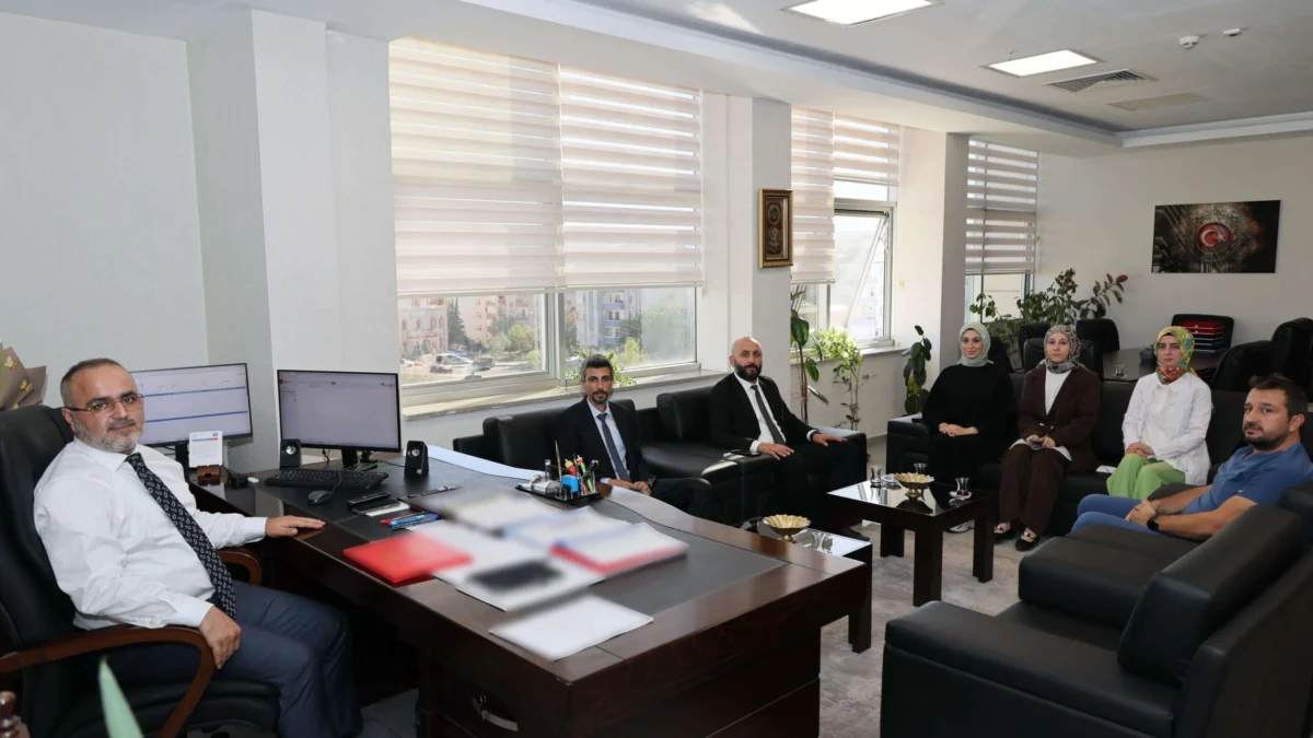 Kırıkkale’de Başarılı Doktorlar Ödüllendirildi