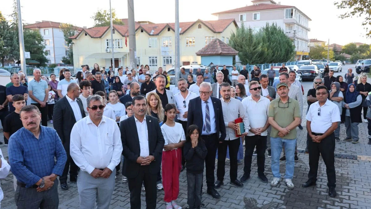 Kırıkkale’de Muhtarlık Parkı ve Şehit Er Ramazan Bekar Parkı Hizmete Açıldı