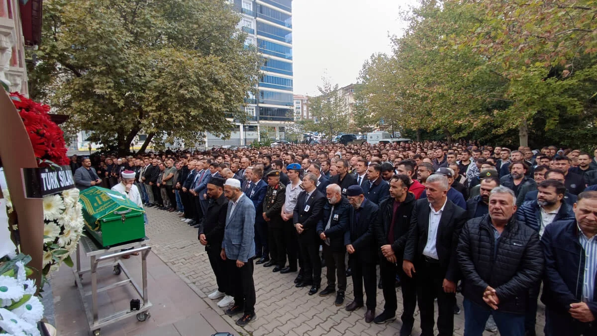MKE’deki İş Kazasında Yaşamını Yitiren Ferhat Öz, Kırıkkale’de Toprağa Verildi