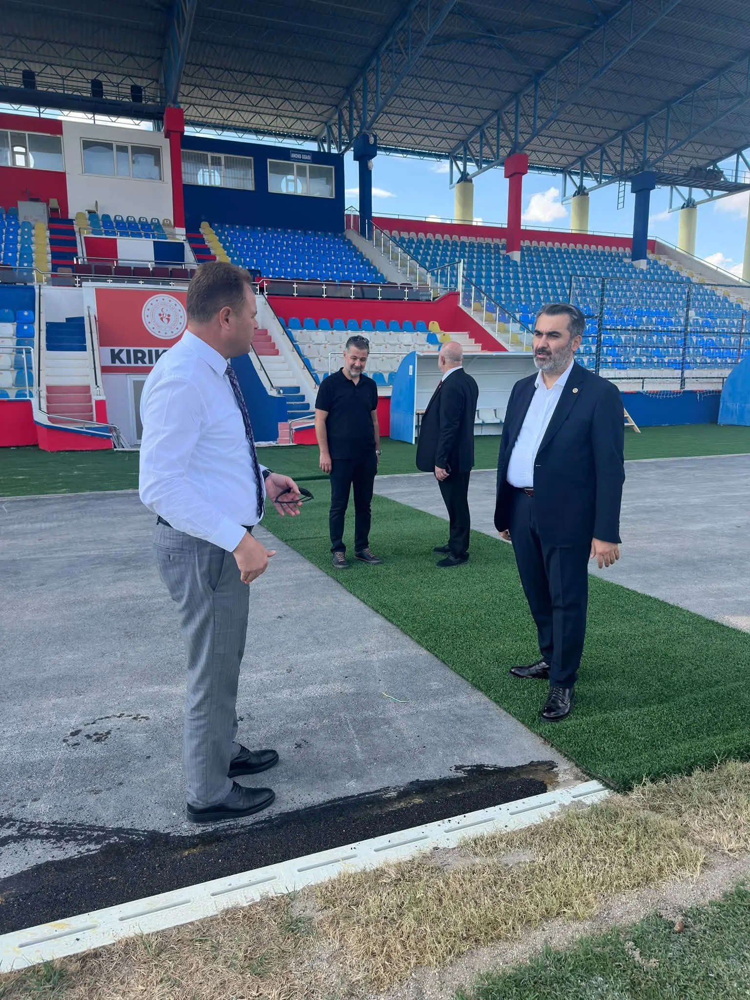 Mustafa Kaplan Duyurdu: Kırıkkale’de Spor Yatırımlarında Yeni Dönem, Fikret Karabudak Stadyumu İçin İlk Adım Atıldı!