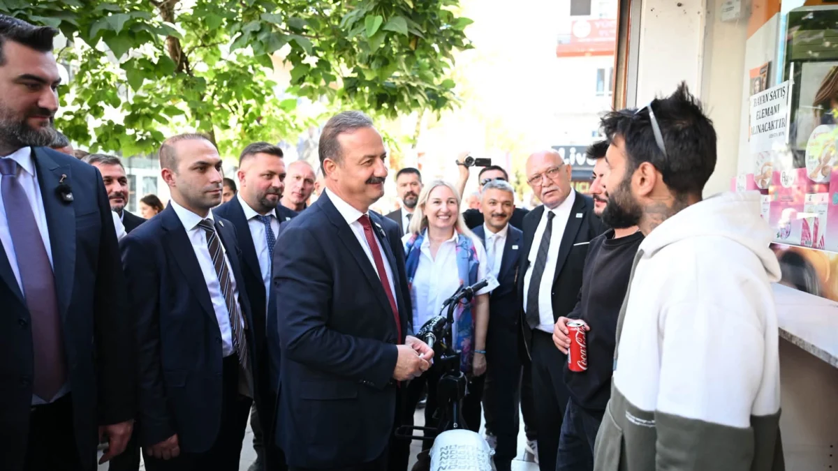 Yavuz Ağıralioğlu Kırıkkale’de Esnafla Buluştu: “Milletin Umudu Olmaya Devam Edeceğiz”