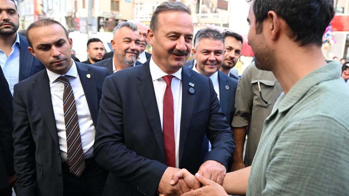 Yavuz Ağıralioğlu Kırıkkale’de Esnafla Buluştu: “Milletin Umudu Olmaya Devam Edeceğiz”