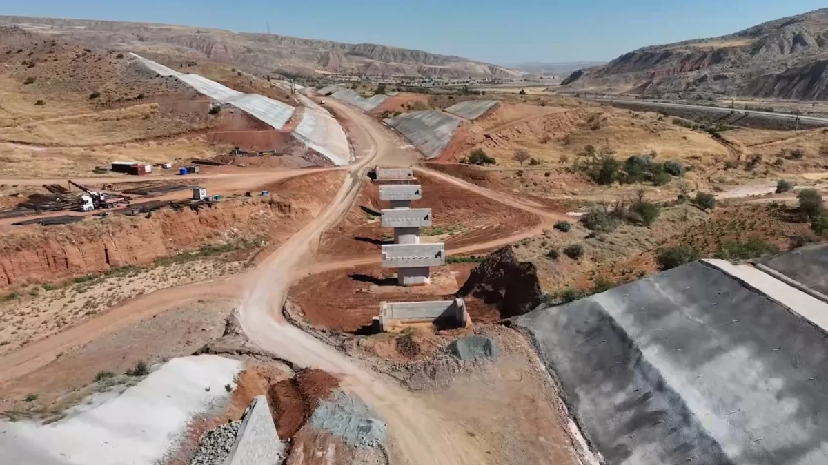 Ankara-Kırıkkale-Çorum-Samsun Hızlı Tren Hattı’nda Çalışmalar Hızla İlerliyor