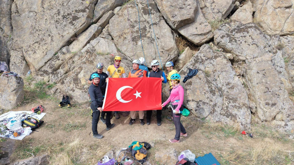 Dağcılık Efsanesi Tunç Fındık, BOZDAK’ın Konuğu Olarak Kırıkkale’deydi