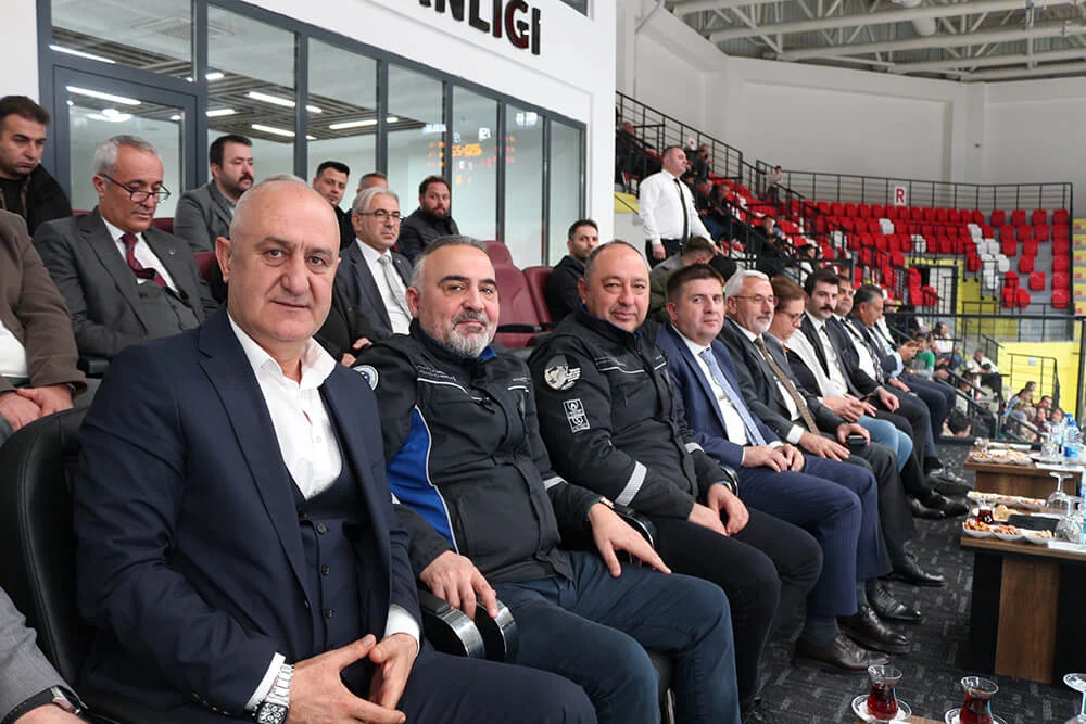 Kırıkkale Kamu Spor Oyunları Tamamlandı: MKE Voleybol Takımı Bu Yılda Şampiyon Oldu!