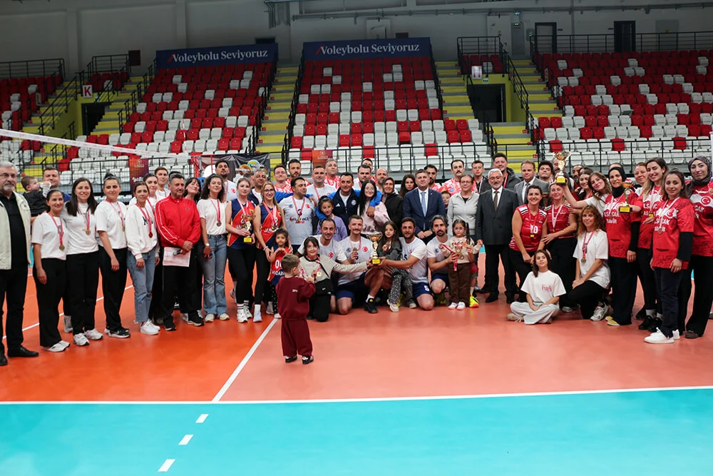 Kırıkkale Kamu Spor Oyunları Tamamlandı: MKE Voleybol Takımı Bu Yılda Şampiyon Oldu!