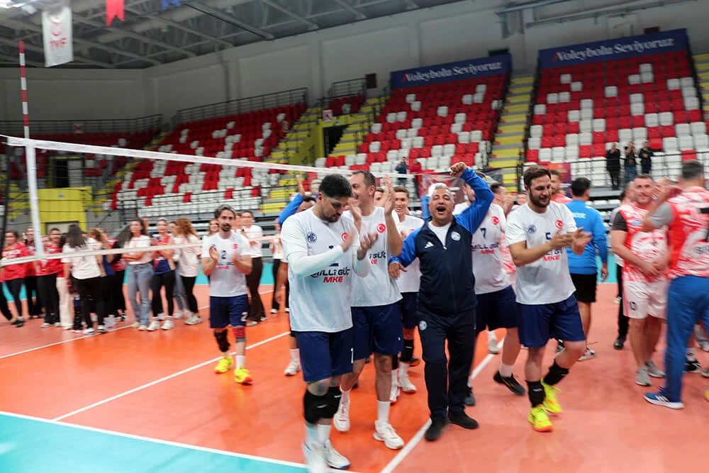 Kırıkkale Kamu Spor Oyunları Tamamlandı: MKE Voleybol Takımı Bu Yılda Şampiyon Oldu!