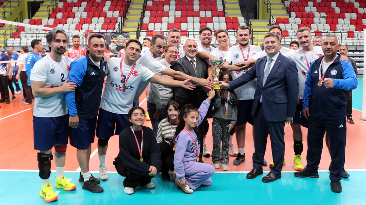 Kırıkkale Kamu Spor Oyunları Tamamlandı: MKE Voleybol Takımı Bu Yılda Şampiyon Oldu!
