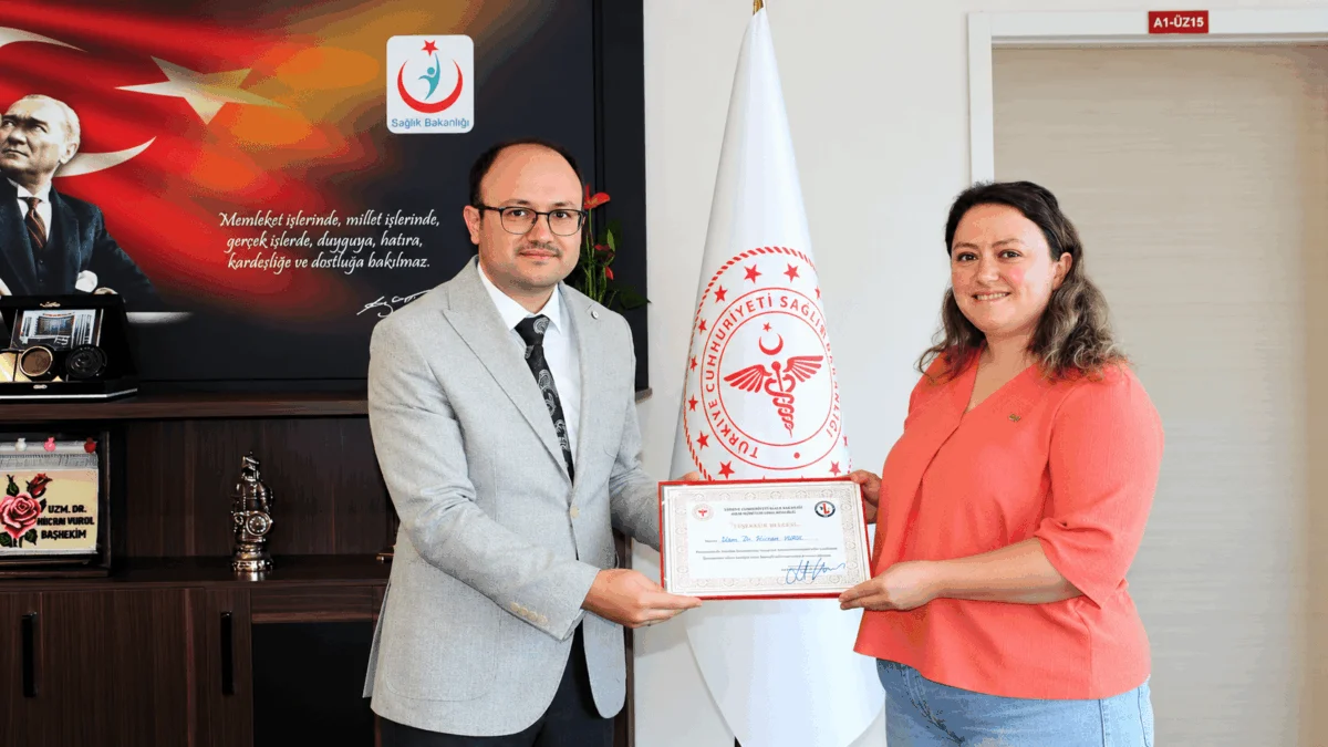 Kırıkkale Yüksek İhtisas Hastanesi’nde Uzm. Dr. Gülcan Kaya’ya Plaket