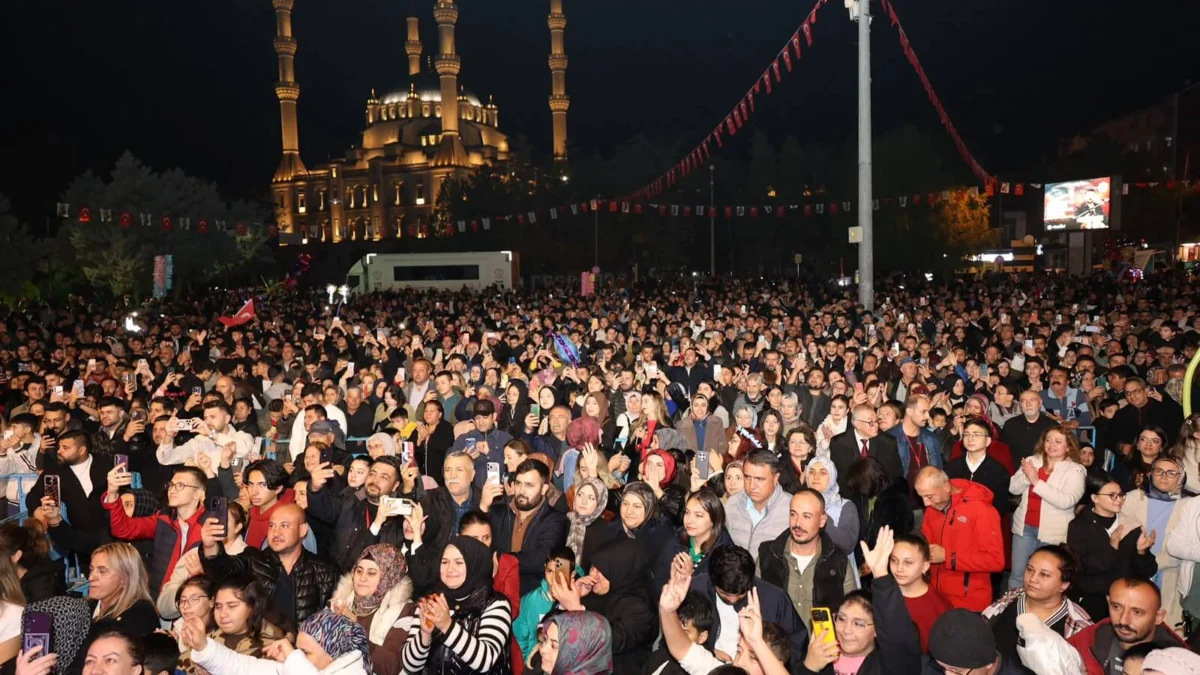 Kırıkkale’de 29 Ekim Coşkusu: Binlerce Vatandaş Fener Alayında Buluştu
