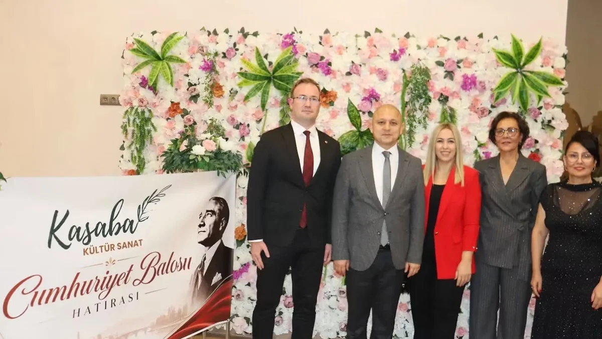 Kırıkkale’de Cumhuriyet Balosu Coşkusu