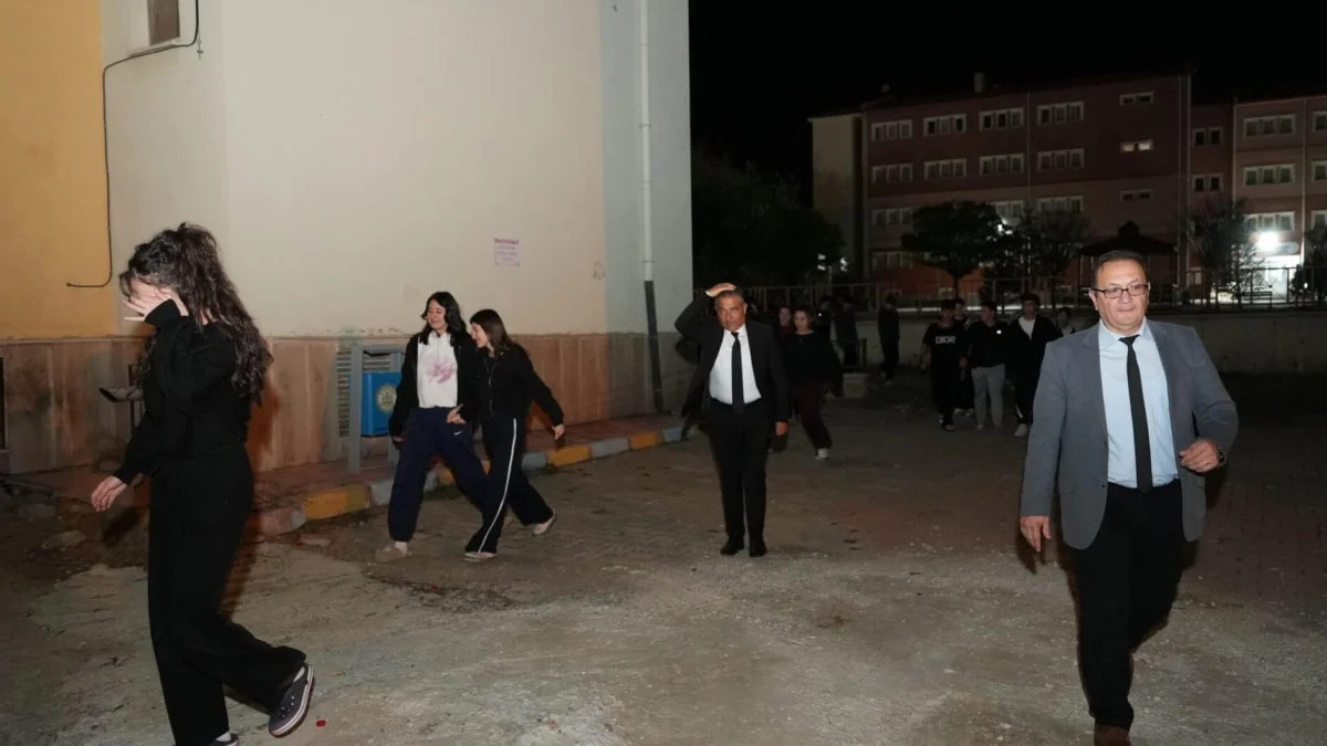 Kırıkkale’deki Pansiyonlu Okullarda Gerçeğini Aratmayan Tahliye Tatbikatı