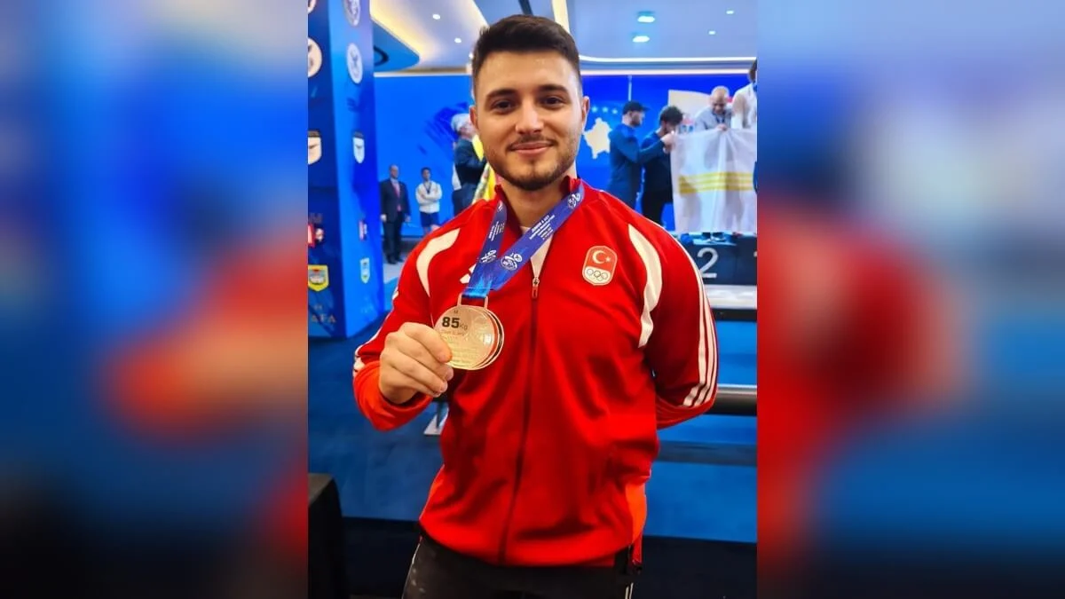 Kırıkkaleli Milli Halterci Kerem Kurnaz’dan Avrupa’da Büyük Başarı!